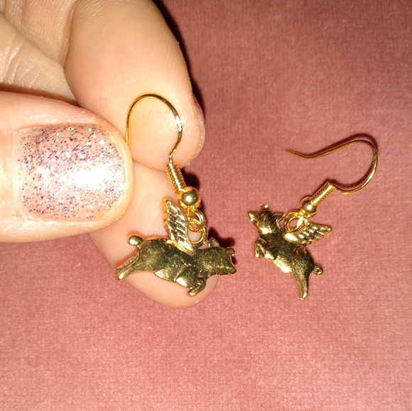 When Pigs Fly Little Pig Earrings Gold Metal Charm Dangle Charms Funny Statement - Picture 3 of 5